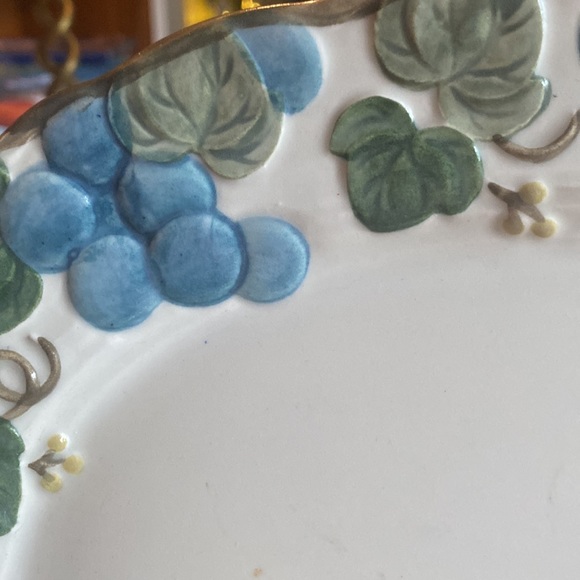 Vintage Metlox Sculpted Grape large oval platter. - Picture 2 of 3